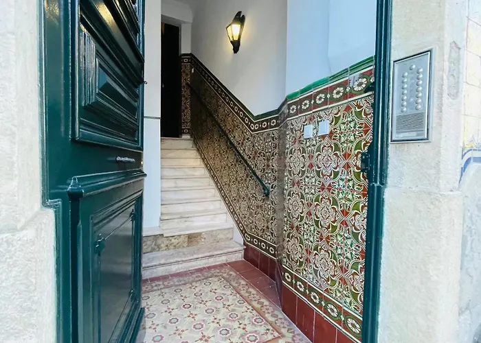 New ! Style In Estrela Apartment Lisbon